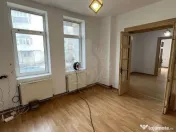 Inchiriere casa/ spațiu comercial, D+P+M in Urlati, zona 