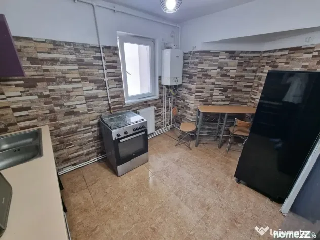 Apartament 3 camere zona Trocadero - Constanta (Constanta)