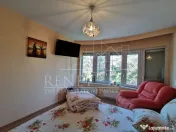 Casa Strada Muntii Carpati, 3 camere, curte proprie 