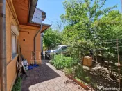 Casa Strada Muntii Carpati, 3 camere, curte proprie 