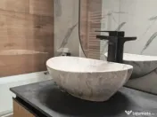 Apartament 2 camere, decomandat- zona Grivitei 