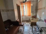 Ap 3 camere Calea Calarasilor Viziru 3 , sup 64 mp 