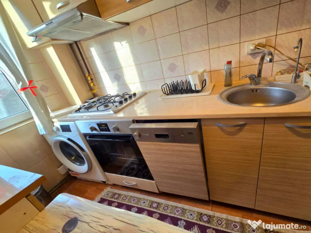 Apartament 2 camere | Piata Ovidiu - Ultracentral | Etaj int