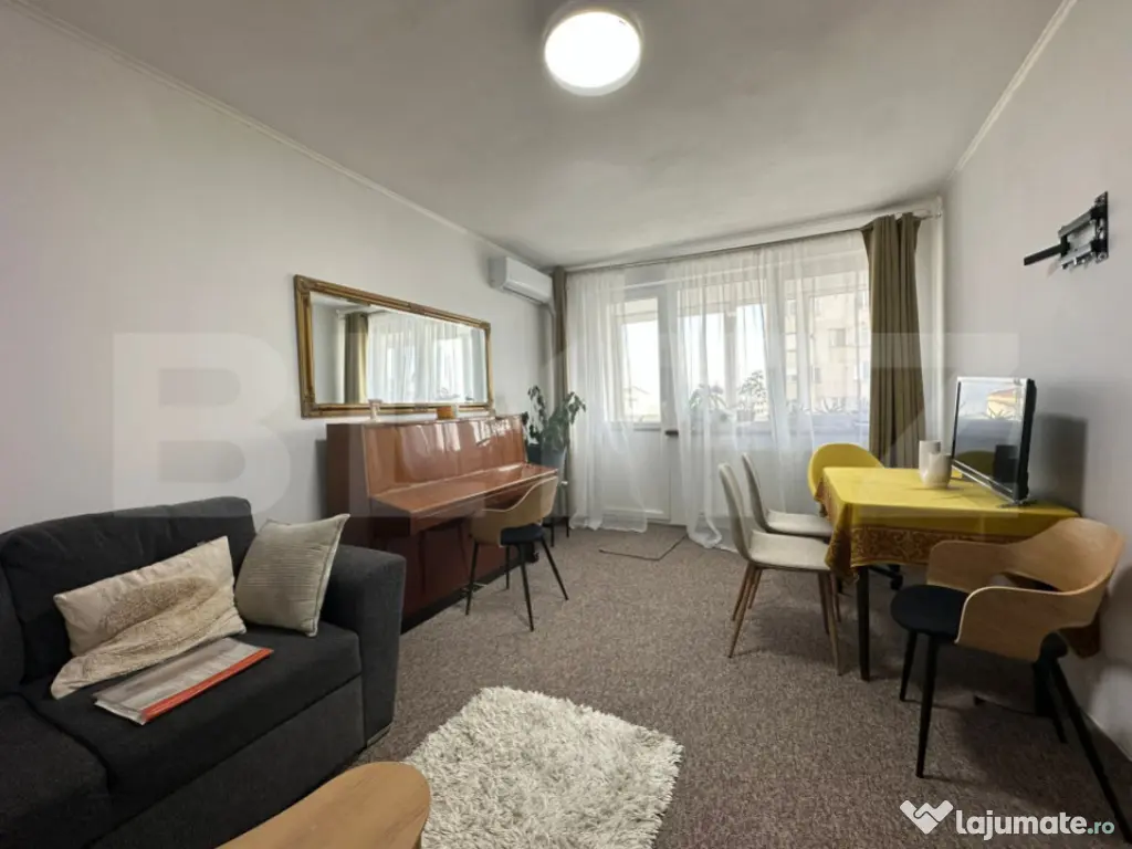 Apartament cu 3 camere, decomandat, zona Progresu, între Ga