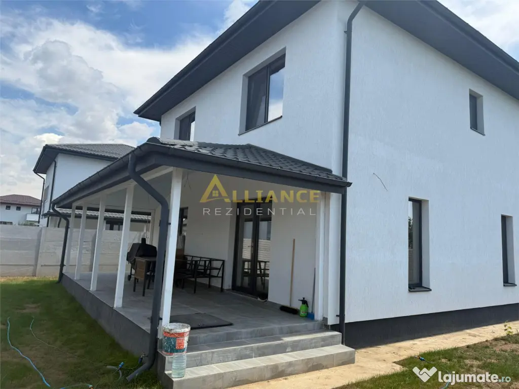 Vila individuala- 500m de STV - pod - beci - strada asfaltat