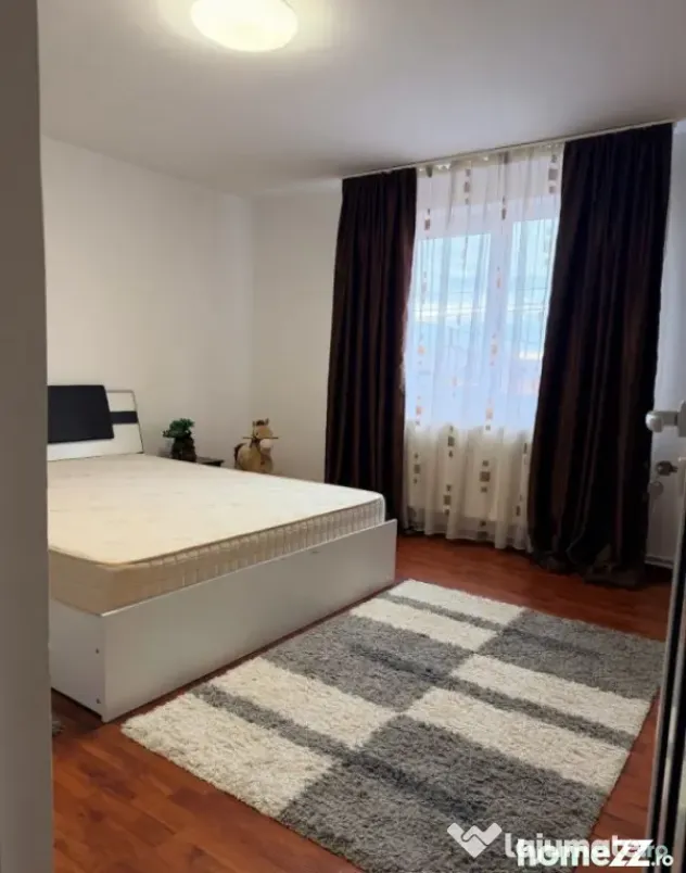 Casă de închiriat, 150 mp, zona Democrației