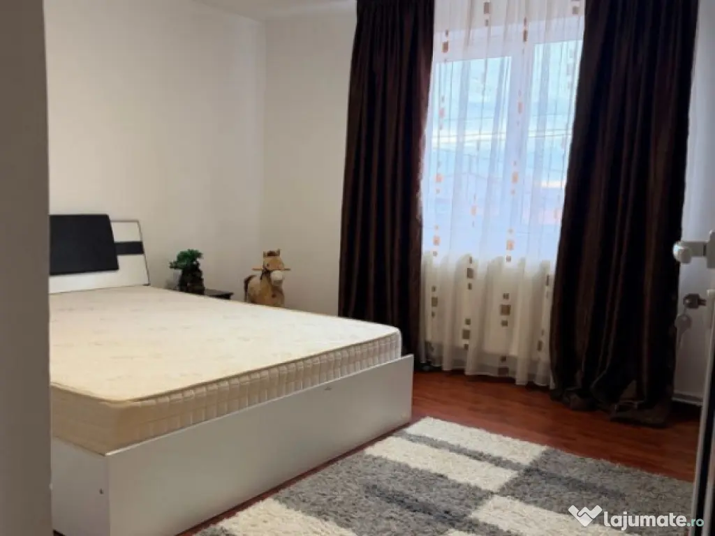 Casă de închiriat, 150 mp, zona Democrației