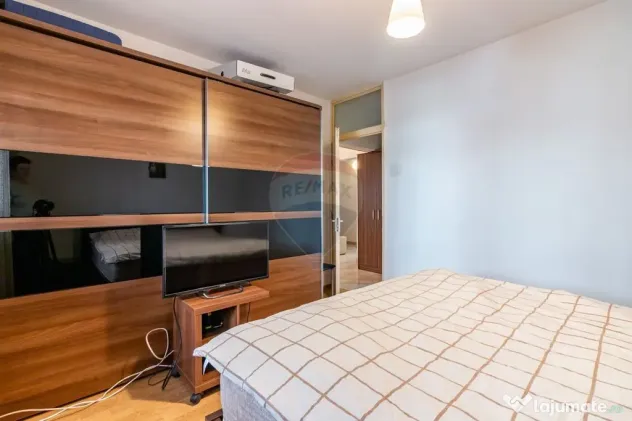 Apartament cu 3 camere de vânzare în zona Nerva Traian ...