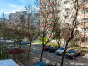 Apartament cu 3 camere de vânzare în zona Nerva Traian ... 