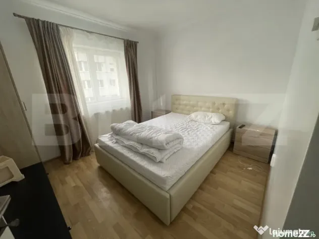 Apartament cu 3 camere, zona centrala