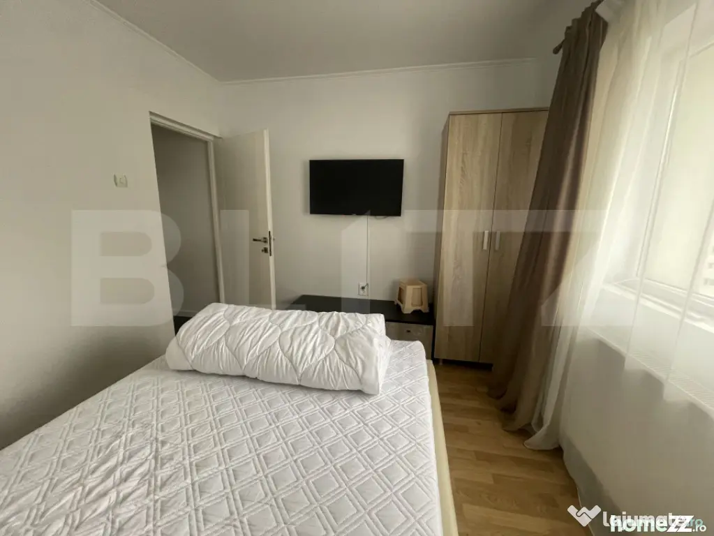 Apartament cu 3 camere, zona centrala
