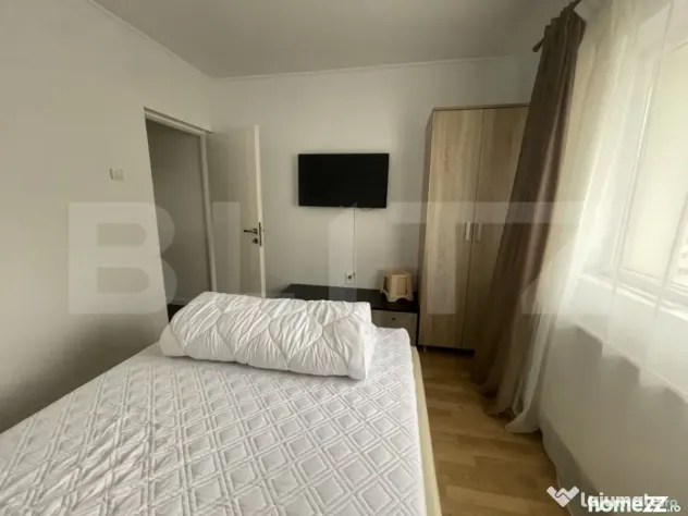 Apartament cu 3 camere, zona centrala