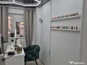 Vand Salon de infrumusetare 