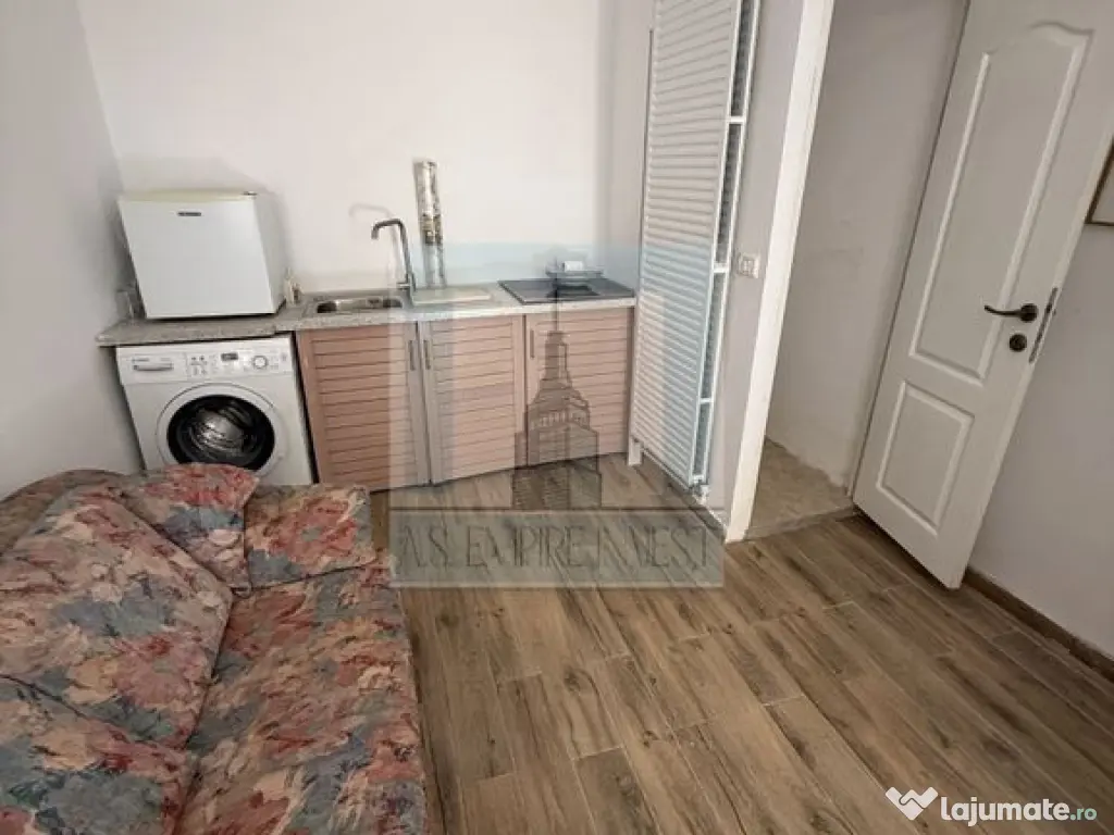 Corp casa de 5 garsoniere mobilate/utilate - zona Brașov...