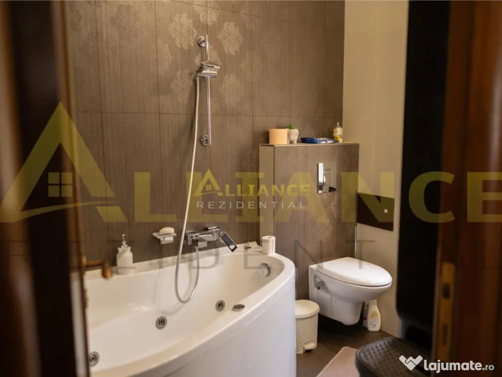 {766 MP TEREN} Vila cu 7 camere | LUX - Piscina