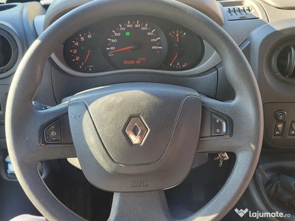 Renault Master cu lift Dholandia