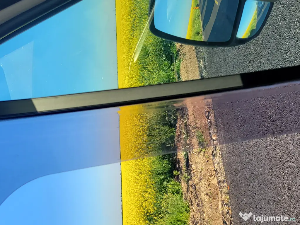 Renault Master cu lift Dholandia