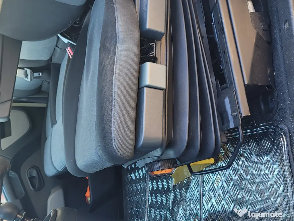 Renault Master cu lift Dholandia