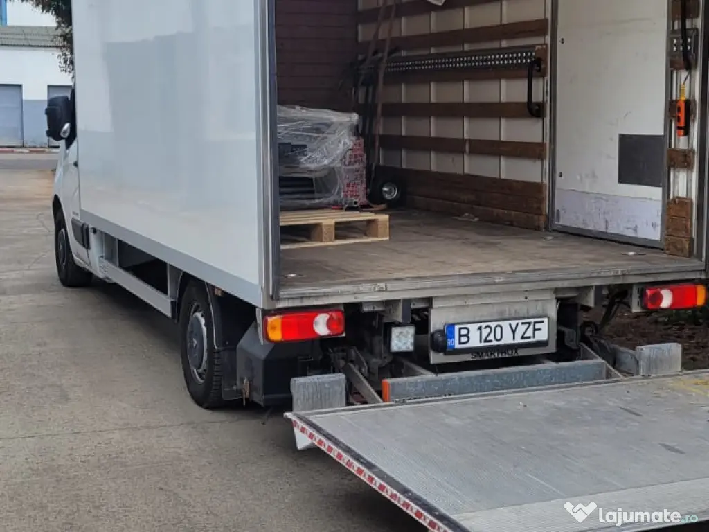 Renault Master cu lift Dholandia