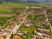 FILM! Pe 1.200mp teren rezidenta cu gradina inflorata,aproap 