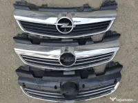 grila radiator Opel Zafira B 