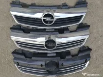 Grila radiator opel zafira b