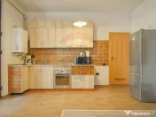Apartament de vânzare, aproape de Piața Sfatului 