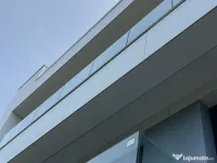 GlassWave - Sticla securizata / Balustrade din sticla / Dușuri din sticla