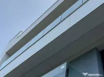 GlassWave - Sticla securizata / Balustrade din sticla / Dușuri din sticla