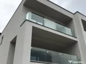 GlassWave - Sticla securizata / Balustrade din sticla / Dușuri din sticla 