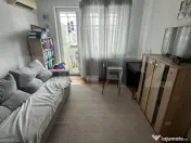 Apartament 3 camere semidecomandat, 54 mp, balcon, orientare 