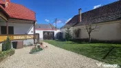 Casă autentică mocănească | Grădină 881 mp | Zonă ...