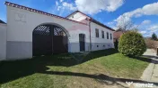 Casă autentică mocănească | Grădină 881 mp | Zonă ...