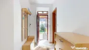Casă autentică mocănească | Grădină 881 mp | Zonă ...