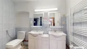 Casă autentică mocănească | Grădină 881 mp | Zonă ...
