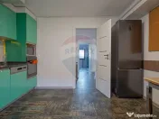 Comision 0 %! Apartament cu 4 camere de vânzare! Movilei 