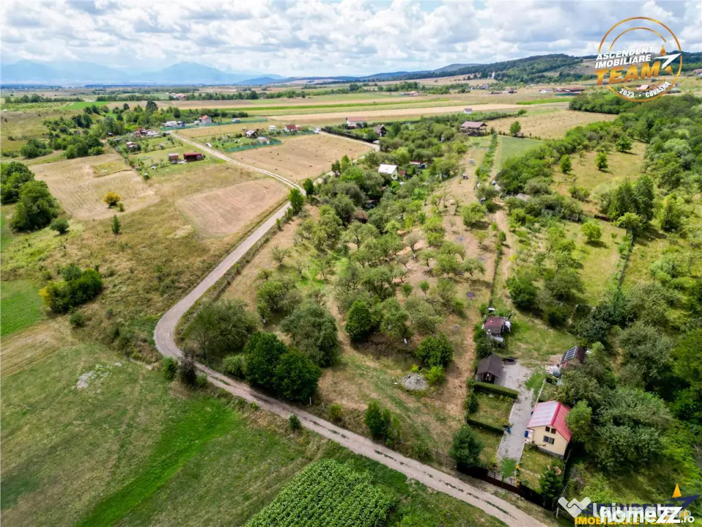 FILM! Confortabila ariere, 4.500 mp, arbori roditori, Sancra