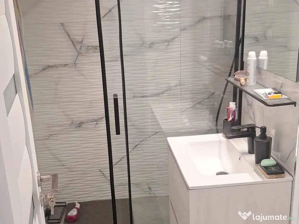 Piata Gorjului, Apartament de inchiriat