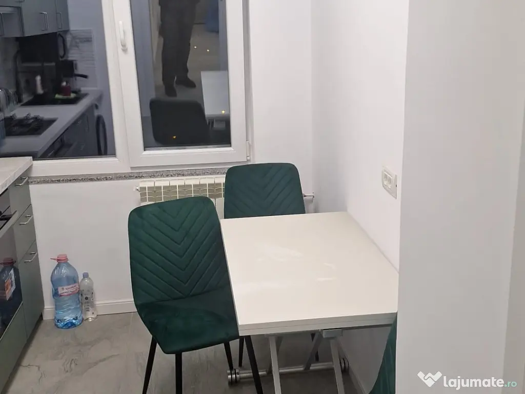 Piata Gorjului, Apartament de inchiriat