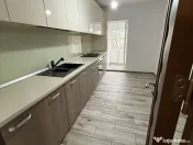 Apartament 3 camere Piata Centrala et 2,renovat toatal 
