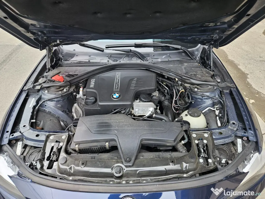 BMW seria 3/ 320i/2012 /183cp