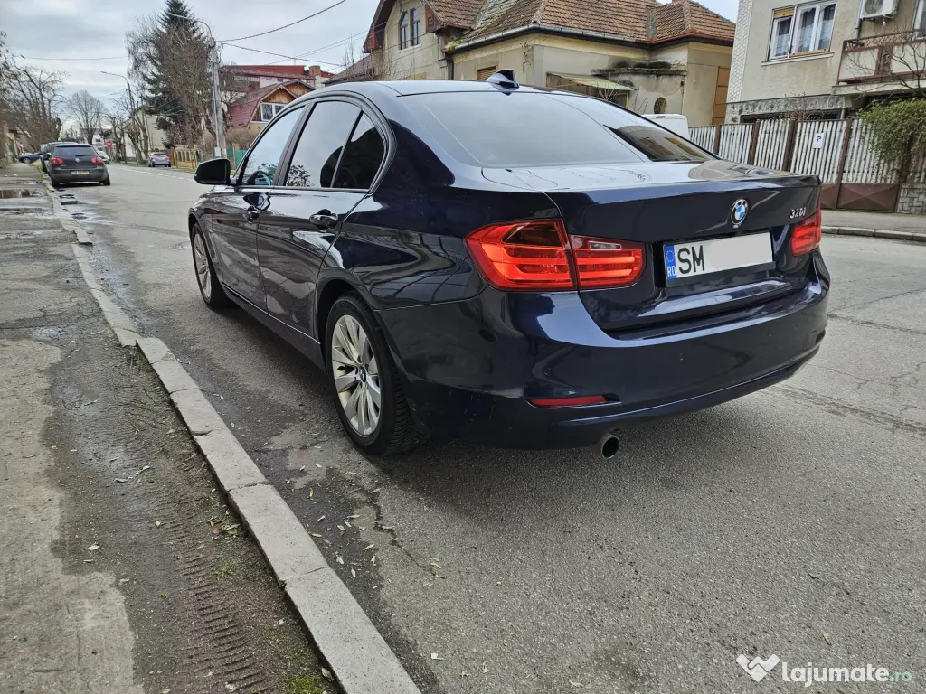 BMW seria 3/ 320i/2012 /183cp