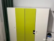 Vând 2 șifoniere și o ladă pentru jucării – Stare foarte bună! 🧸👗 