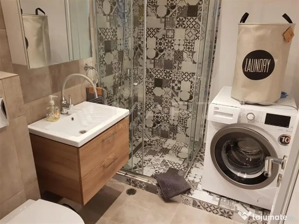 Apartament 3 camere in zona Alba Iulia