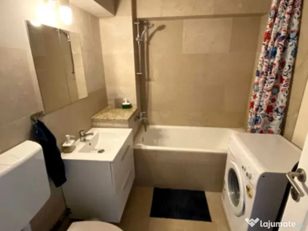 Apartament 3 camere, decomandat - zona Racadau