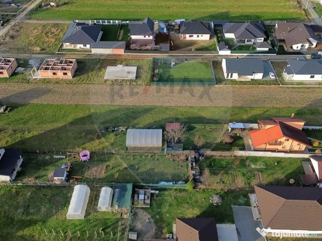 OCAZIE. Casă cu 4 camere de vânzare la rosu in Mocira.