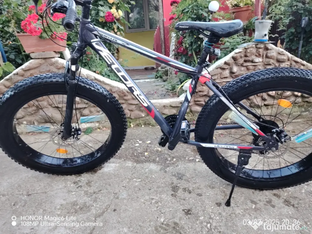 Vând bicicletă nouă