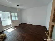 Apartament cu 2 camere de , etaj 4, zona Sud 