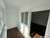 Apartament cu 2 camere de , etaj 4, zona Sud 