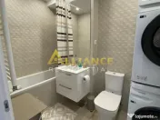 Young Residence 2 cam 64 mp la 10 min metrou